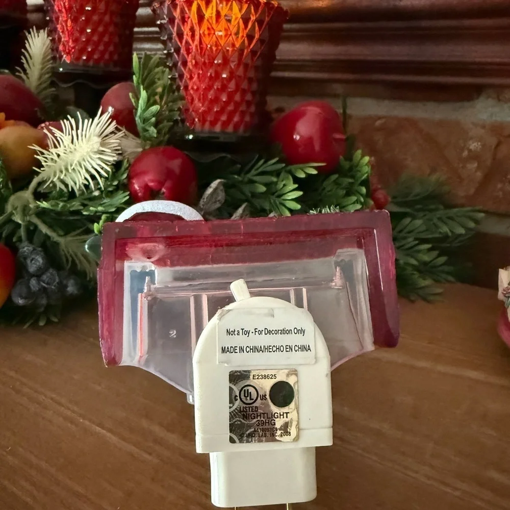 Illuminated Santa Red and Green Christmas Decor Accents Night Light